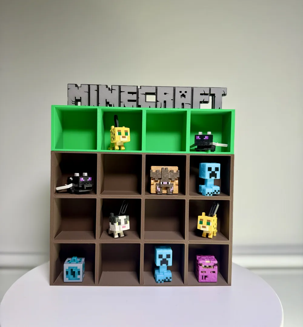 Minecraft – 16 Figure Holder