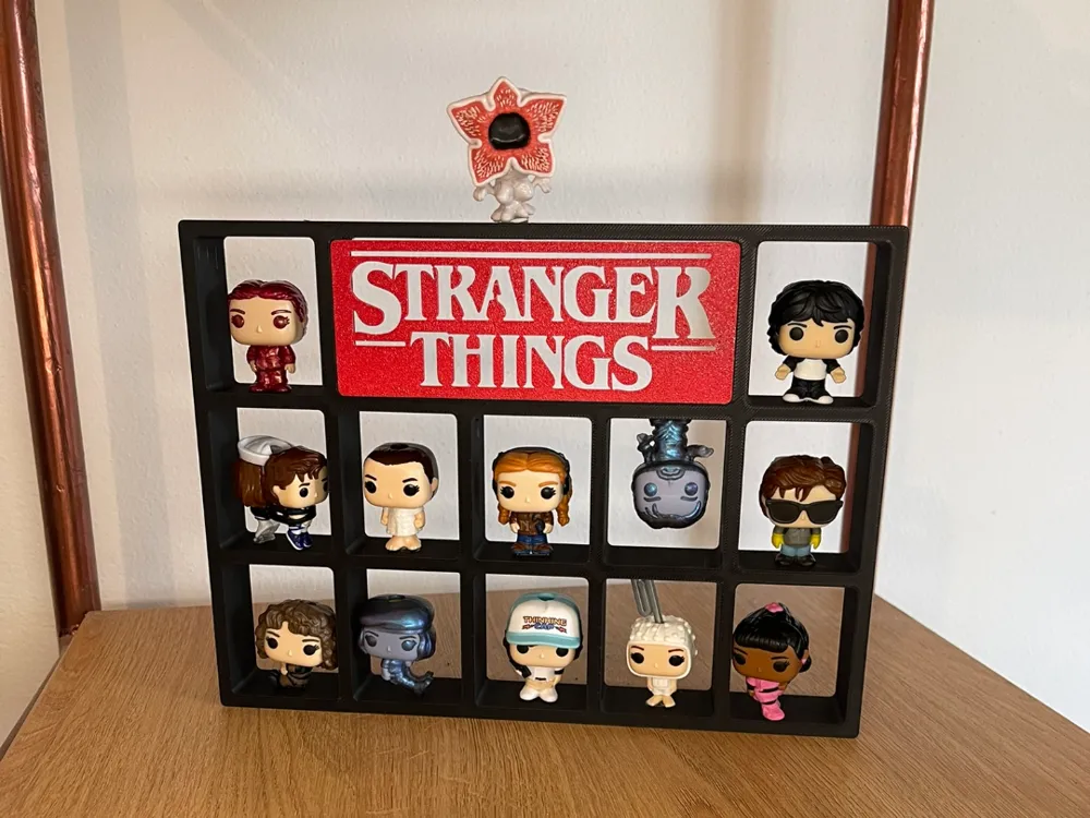 Stranger Things Kinder Joy Stand