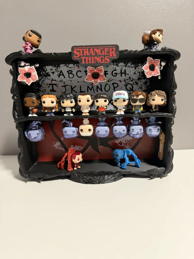 stranger-things-kinder-joy-collection
